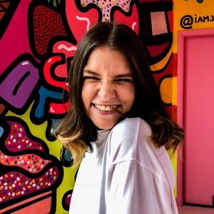 Meet your Posher, Elise